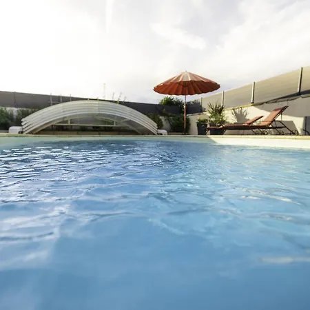 Cosy Et Chaleureux アパート La Baffe